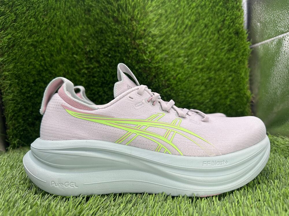 Asics Gel-Nimbus 28 1012B899 Athletic Sneaker Women's 8 White Knit Gym Training